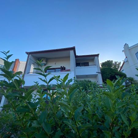 Cukon Holiday Home Premantura Luaran gambar