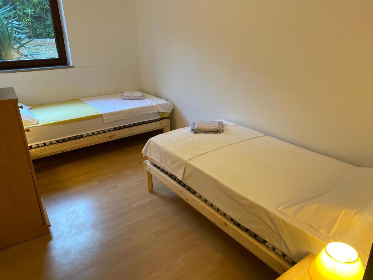 Cukon Holiday Home Premantura Luaran gambar