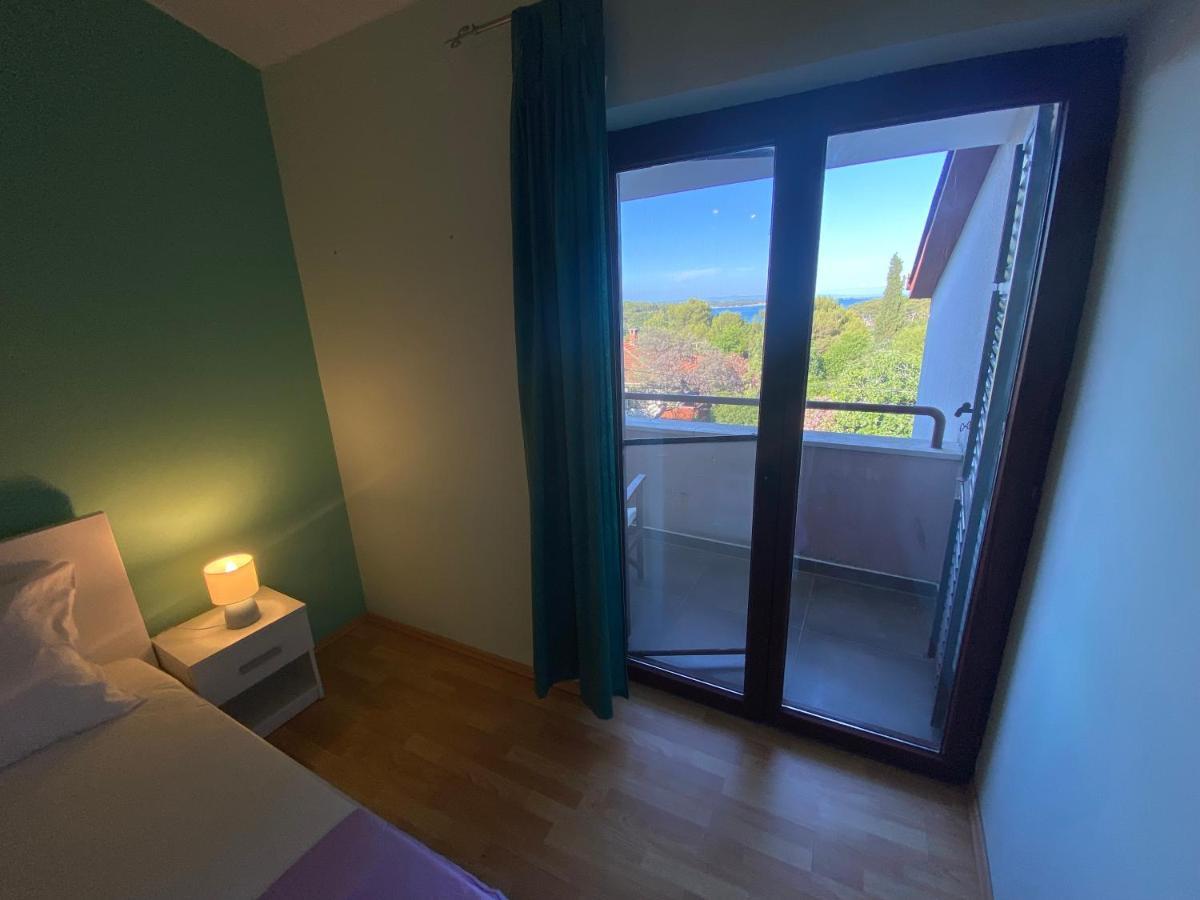 Cukon Holiday Home Premantura Luaran gambar
