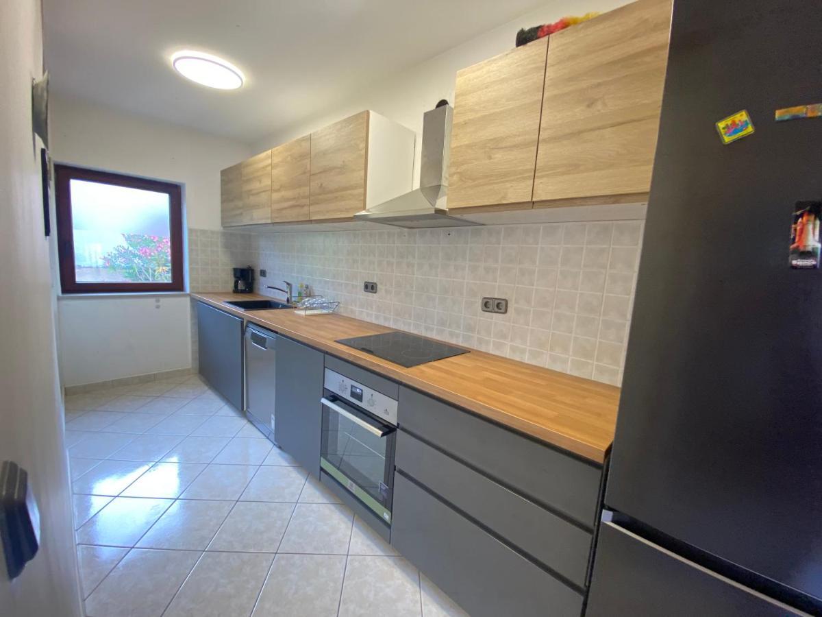 Cukon Holiday Home Premantura Luaran gambar