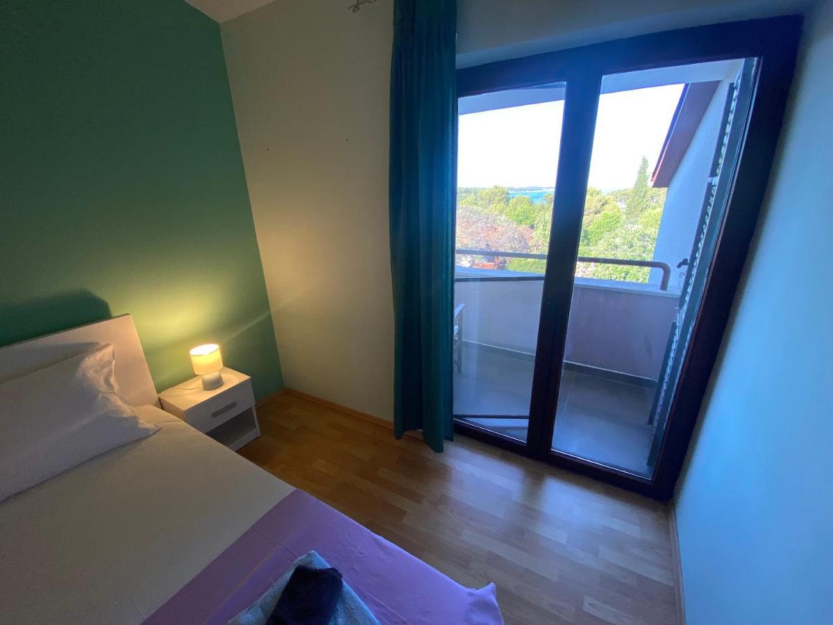 Cukon Holiday Home Premantura Luaran gambar