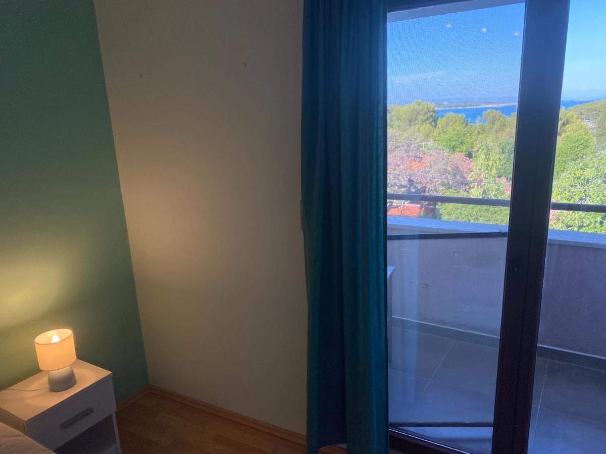Cukon Holiday Home Premantura Luaran gambar