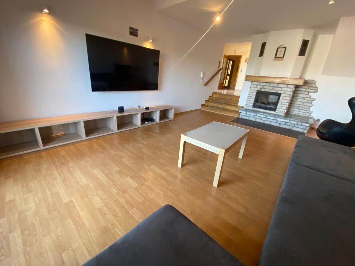 Cukon Holiday Home Premantura Luaran gambar