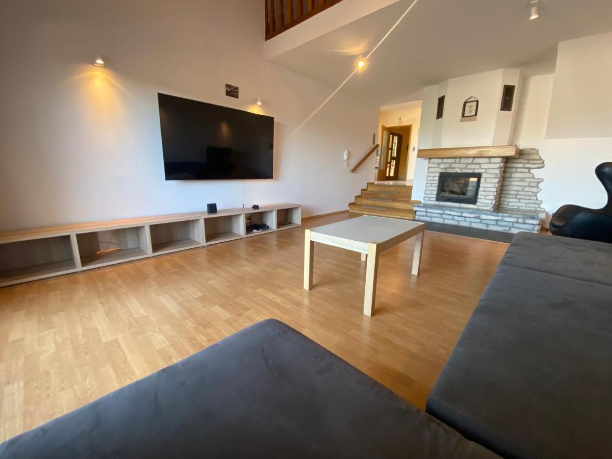 Cukon Holiday Home Premantura Luaran gambar