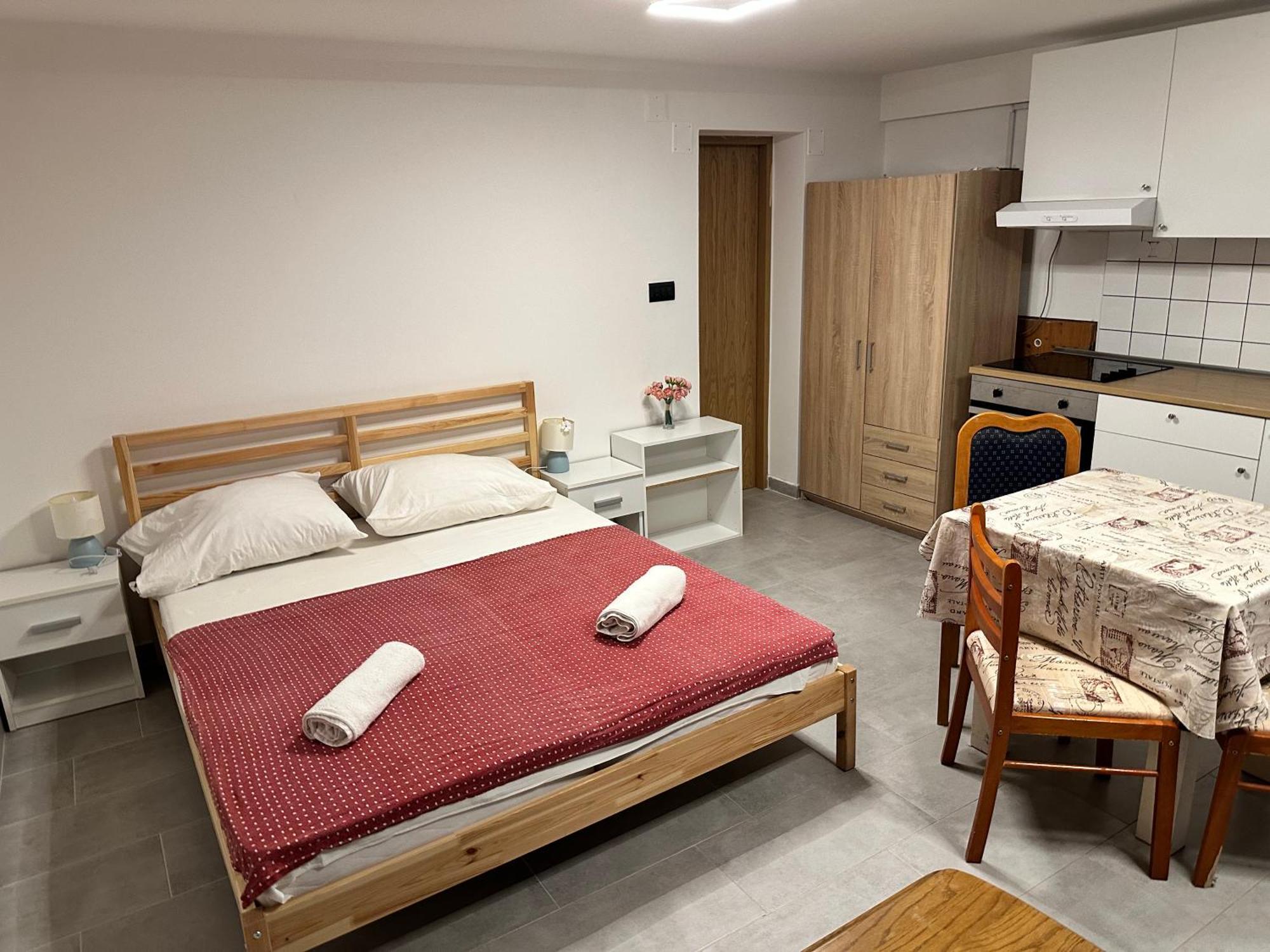 Cukon Holiday Home Premantura Luaran gambar